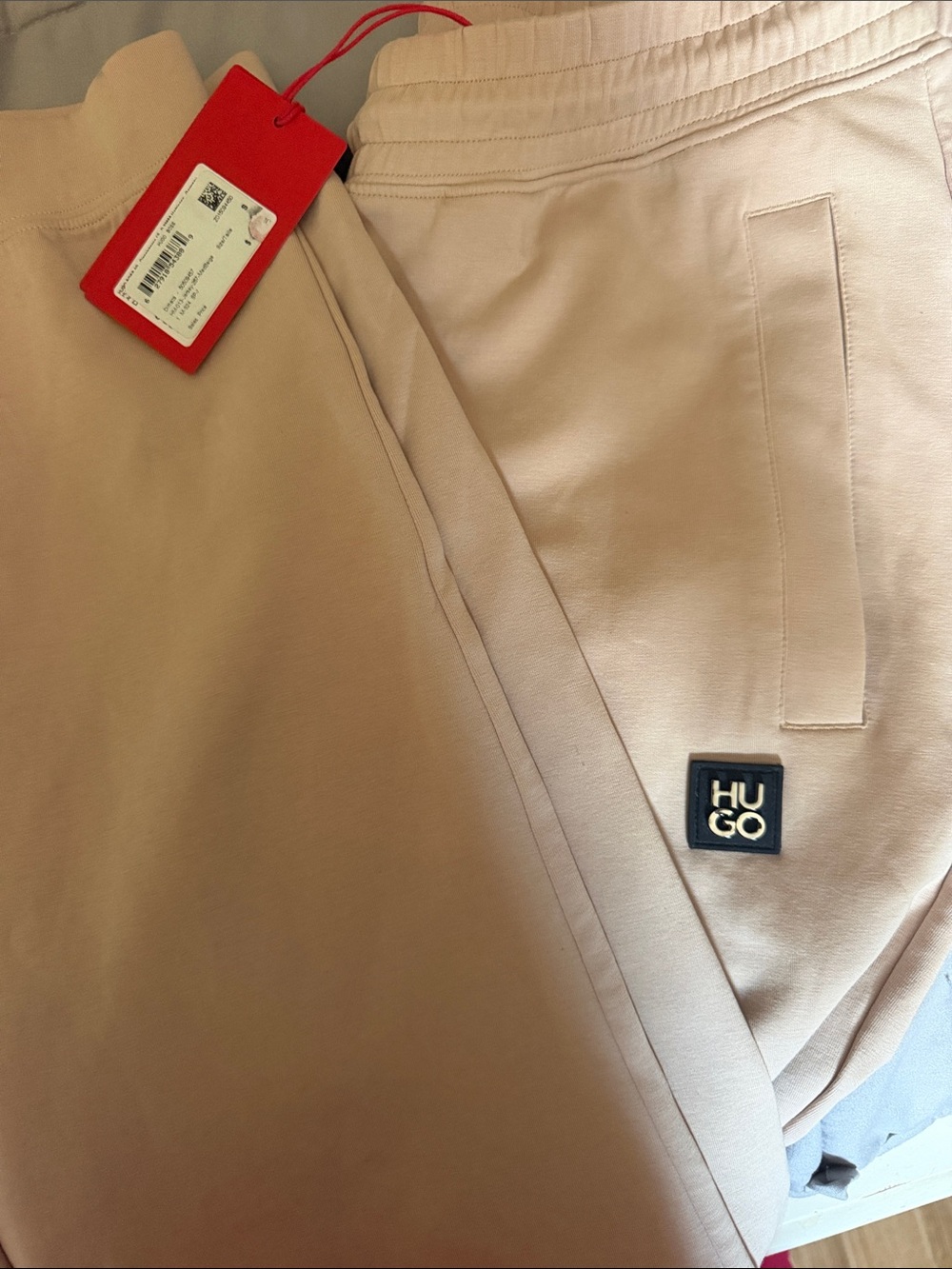 HUGO Men's Light Beige Drawstring Joggers